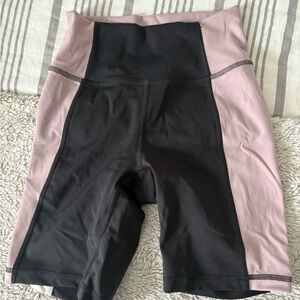 Gilly Hicks High-Waist Colorblock Women’s Bike Shorts - Black & Mauve